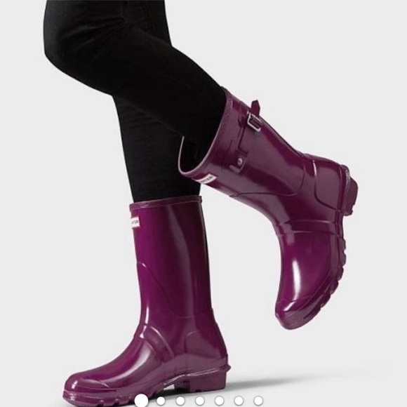 Hunter Shoes - Hunter Violet Gloss Short Rain Boots